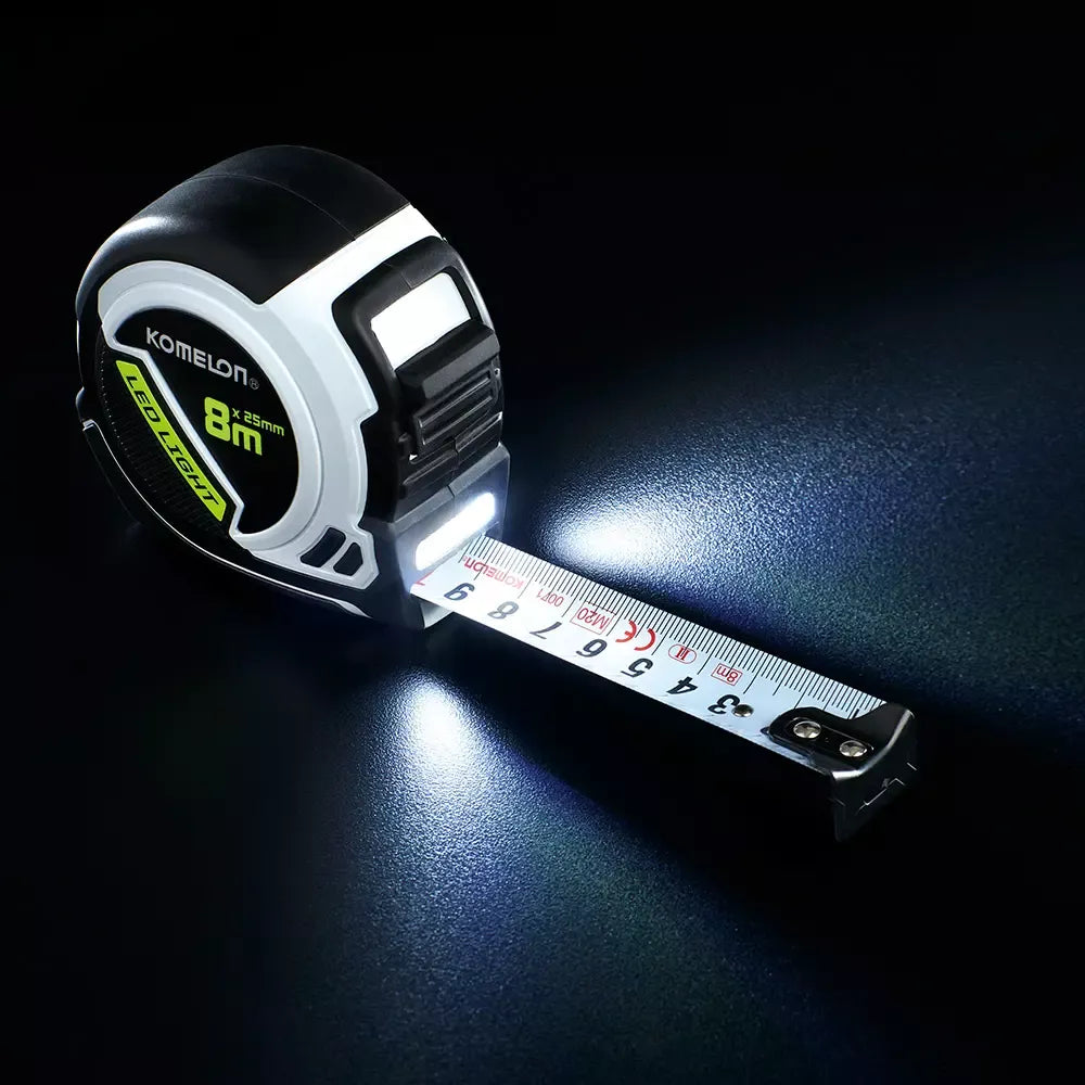 Ruletė su LED apšvietimu, KMC-93L, 8 m, KOMELON