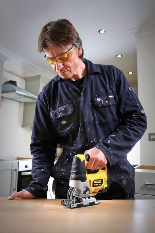 Siaurapjūklis Stanley FME340K-QS; 710 W